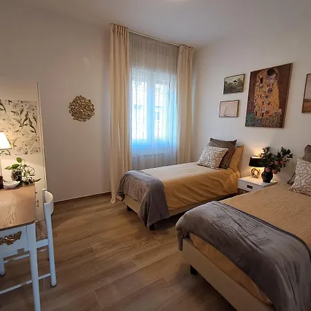 Apartment Fiora 7 House - Intera Casa Con Due Bagni - Whole House With Two Bathrooms
