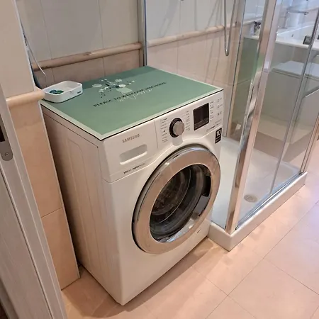 Fiora 7 House Apartment Bologna