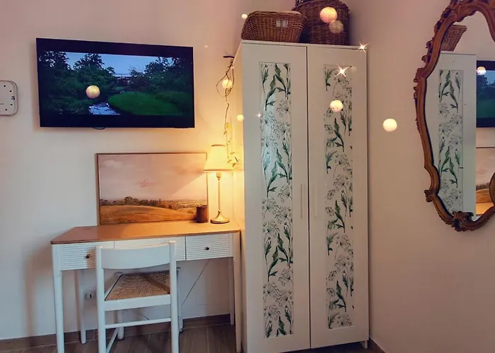 Fiora 7 House - Arte Fiera E Centro - Whole House Near Arte Fiera & Center شقة بولونيا